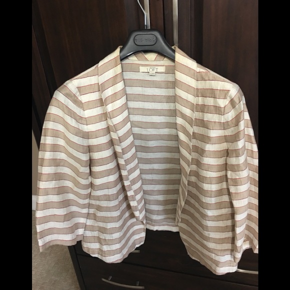 Light Blazer - Picture 1 of 2